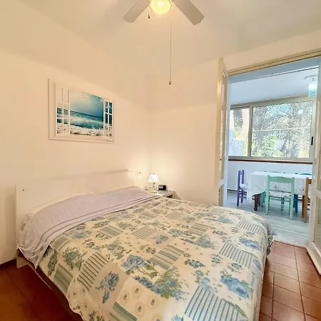 Vear Hausing - Volano 80 Int 8 * Lido di Volano